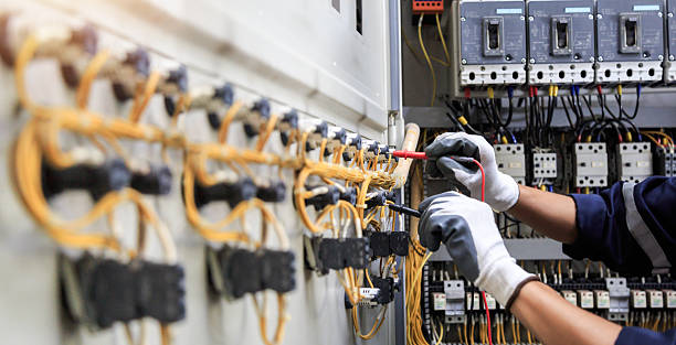 Professional Generator Installation technician working in Devine, TX